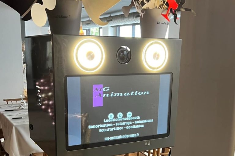 Location photobooth sur 04 et 05, matériel  professionnel français . Sur digne les bains, gap, seyne, sisteron ...